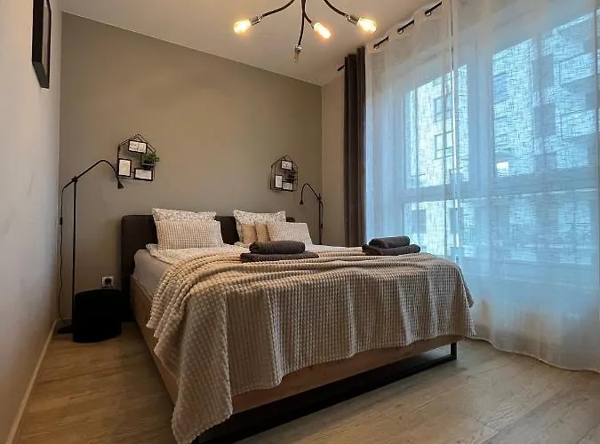 Yellow - Bastion Walowa Ev Center Free Parking In Garage