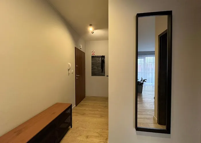 Yellow - Bastion Walowa Ev Center Free Parking In Garage Апартаменты